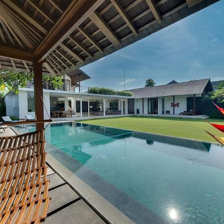 Villa Kavya Canggu Esterno foto